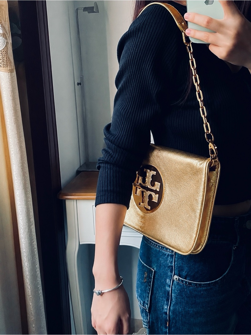 Tory Burch Reva Metallic Gold Leather Shoulder Bag / Clutch w Chain Strap - Picture 3 of 12